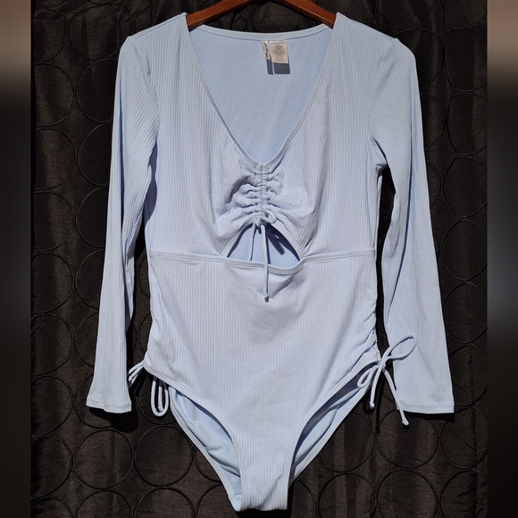 Celebrity Pink White Long-Sleeve Intimate Bathing Suit - Picture 1 of 3